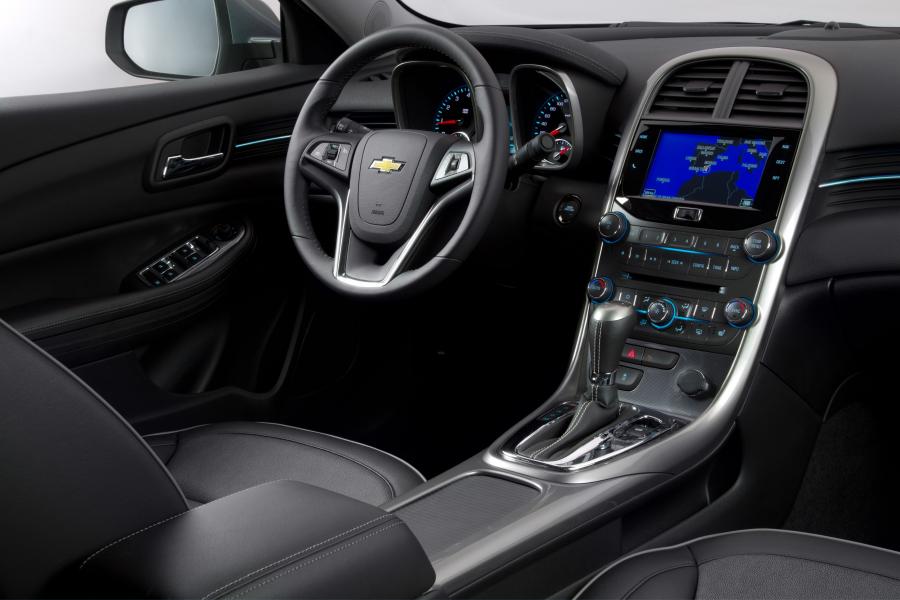  Chevrolet Malibu 2012 года  (EU) (фото 26 из 105)